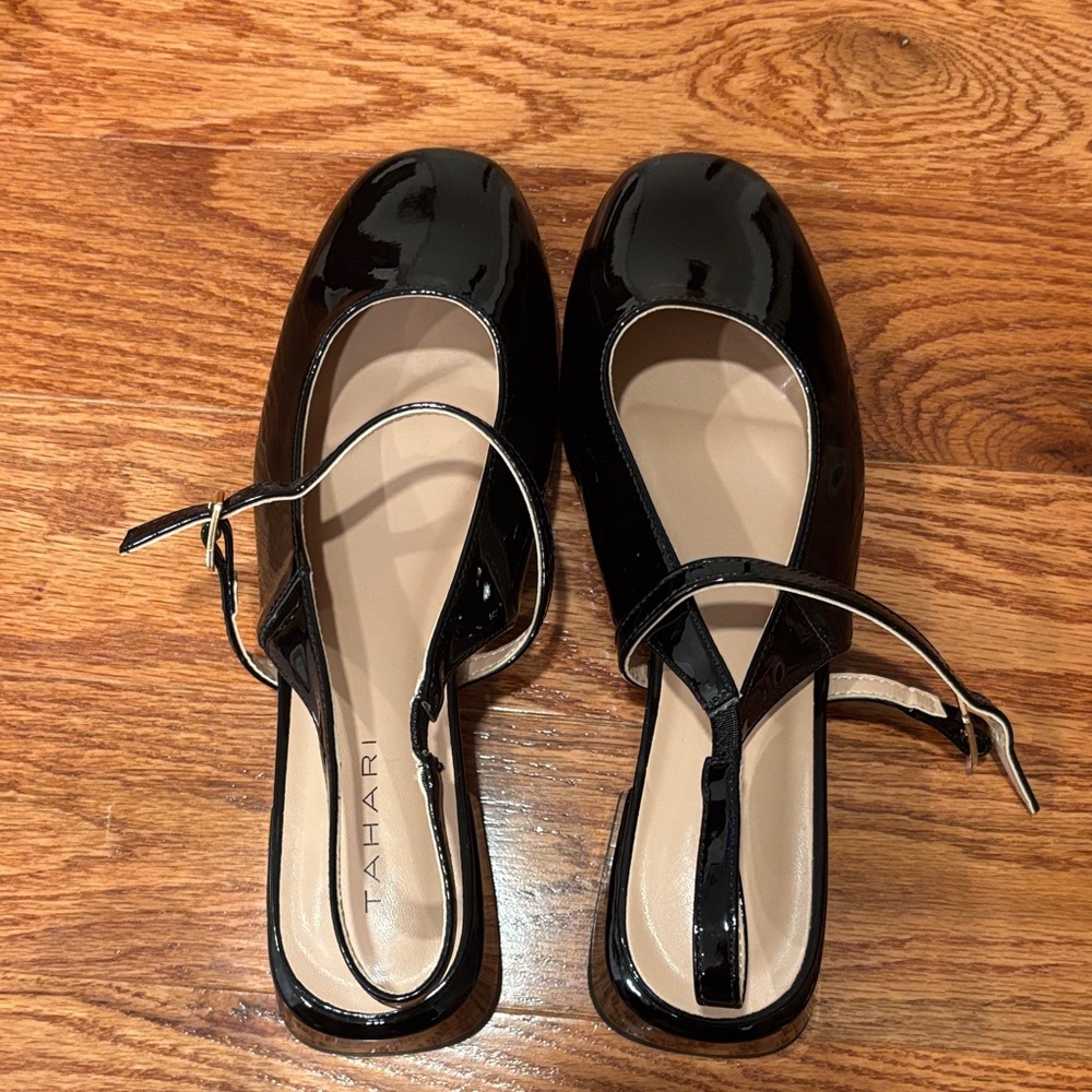 Tahari Black Patent Leather Flats